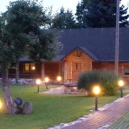 Erlendi Kodumajutus Pärnu Exterior foto
